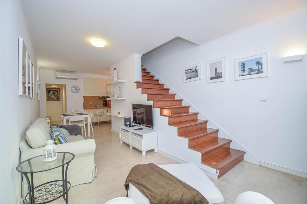 Central Family Apartment - 60 M From The Beach Кашкайш Екстер'єр фото