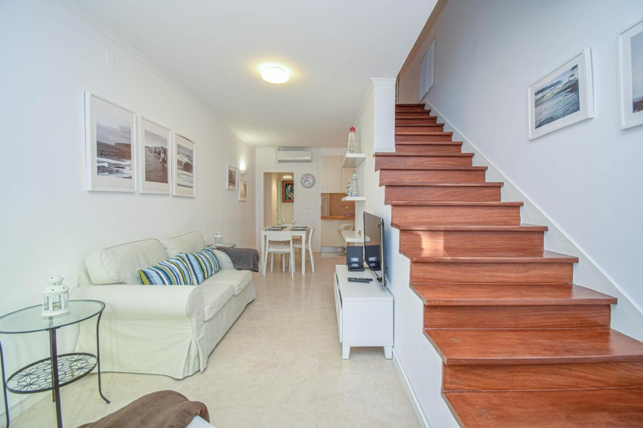 Central Family Apartment - 60 M From The Beach Кашкайш Екстер'єр фото