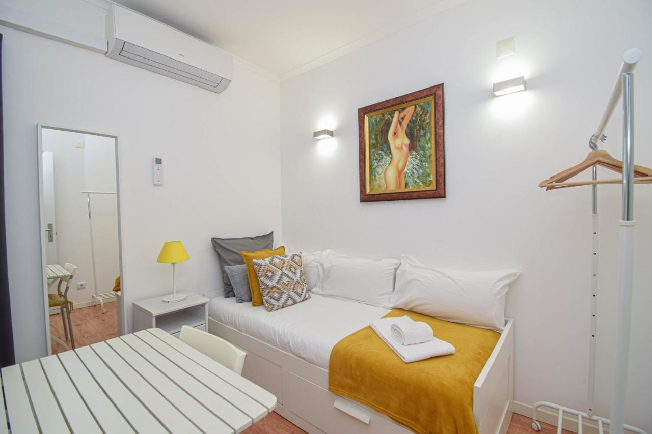 Central Family Apartment - 60 M From The Beach Кашкайш Екстер'єр фото