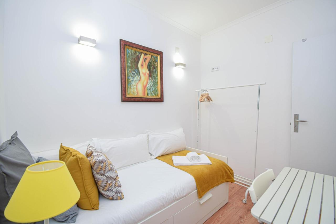 Central Family Apartment - 60 M From The Beach Кашкайш Екстер'єр фото