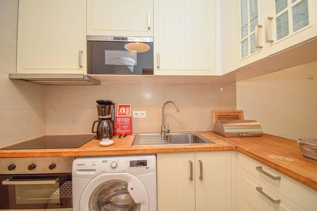 Central Family Apartment - 60 M From The Beach Кашкайш Екстер'єр фото